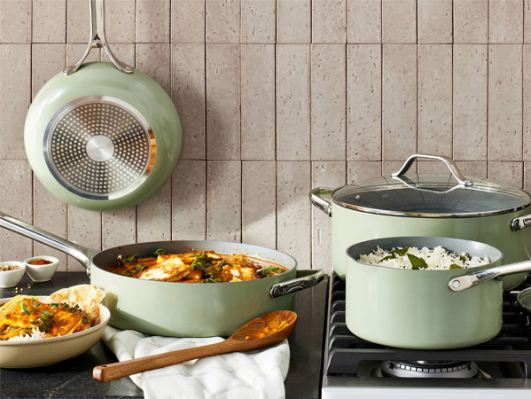 revolutionizing-the-cooking-experience-aluminum-die-casting-innovations-in-kitchenware-01.jpg